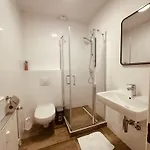 Destille Hotel 2*