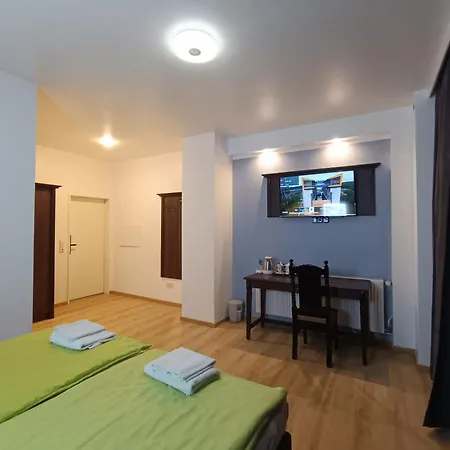 Destille Hotel 2*